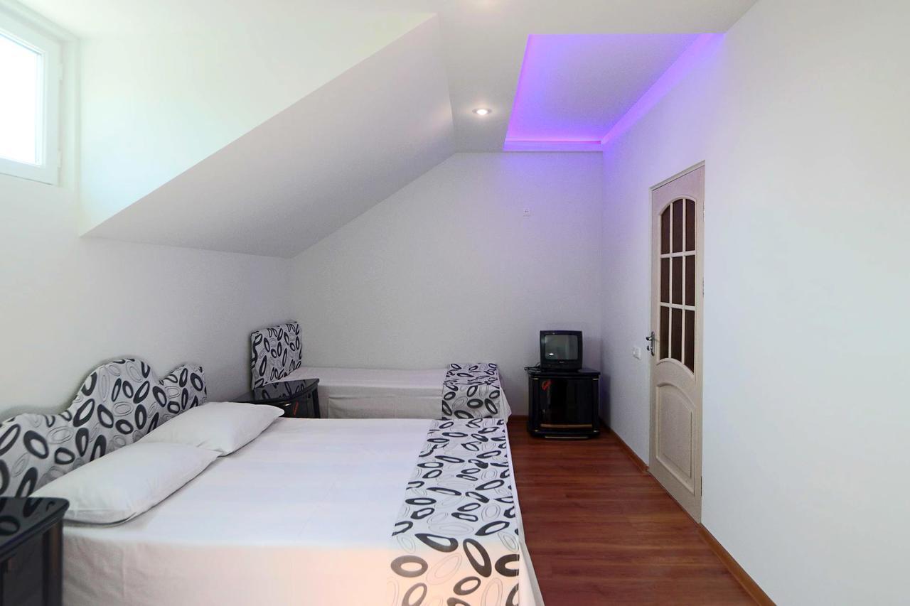 Garnim Guest House Yerevan Ngoại thất bức ảnh