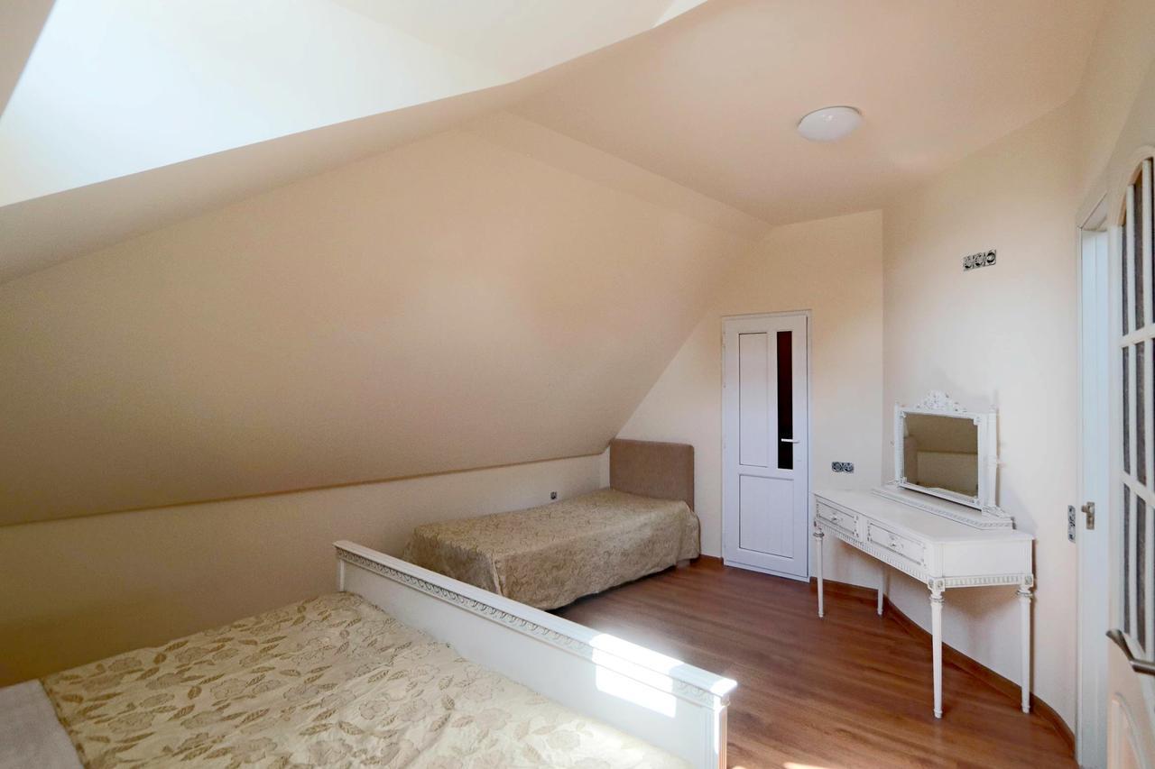 Garnim Guest House Yerevan Ngoại thất bức ảnh